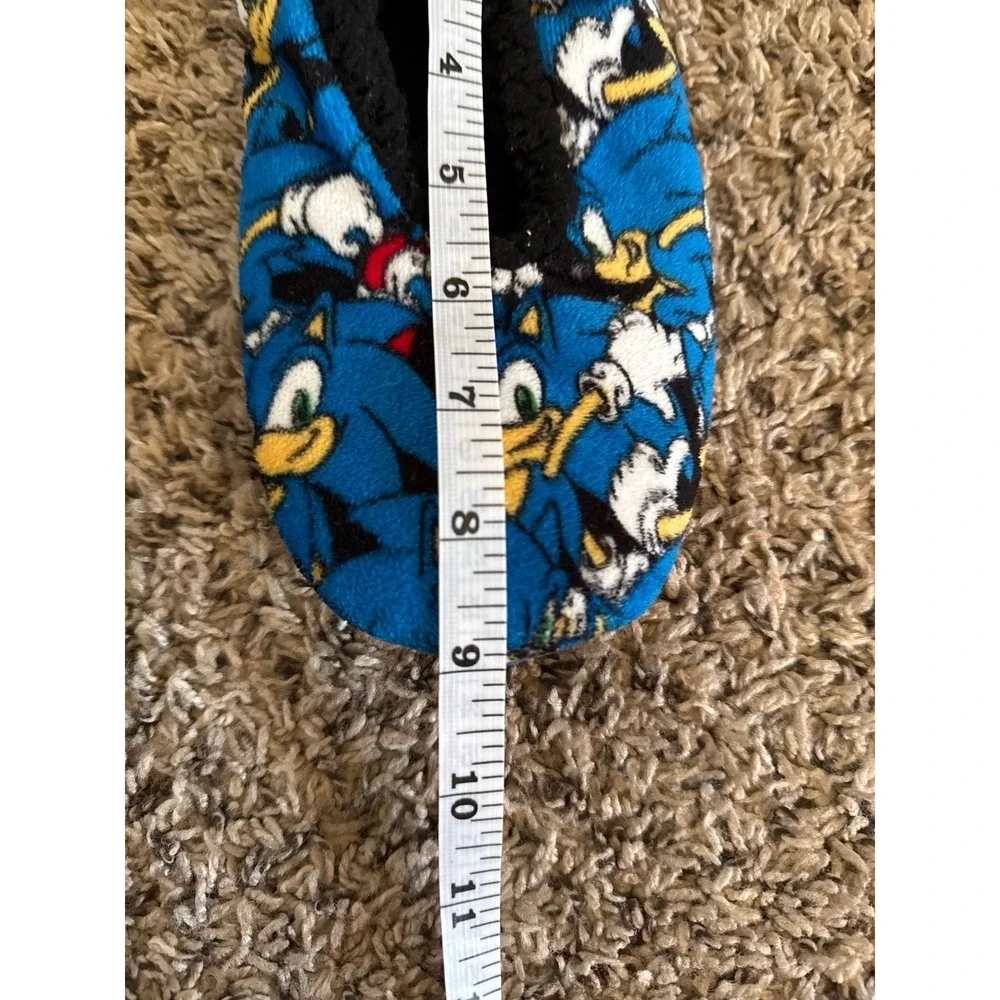 Sonic‎ the hedgehog Boys Slippers Size 3